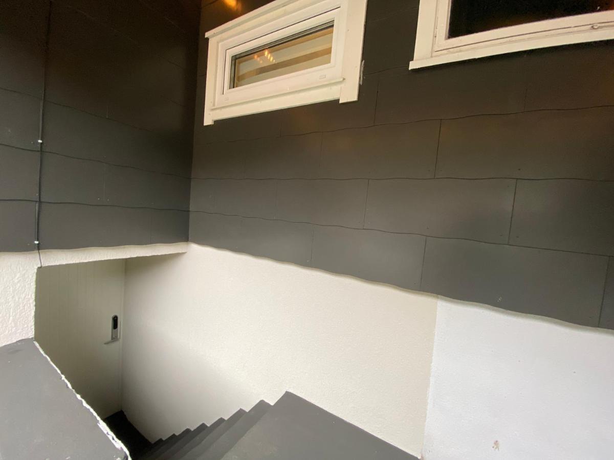 דירות Andalsnes Underground Flat מראה חיצוני תמונה