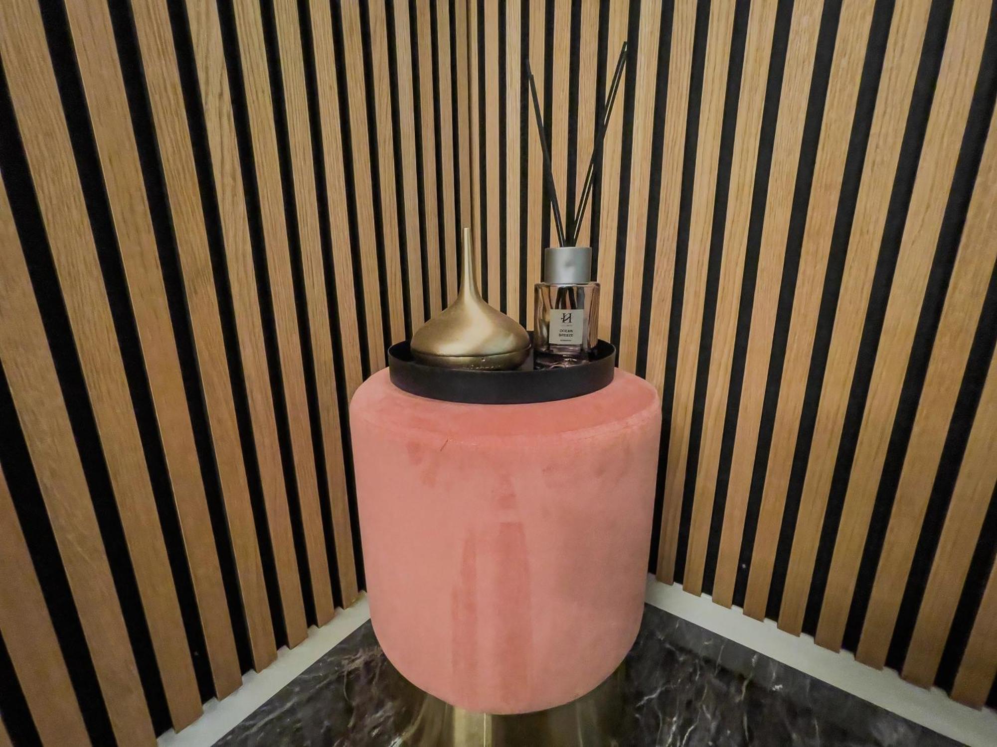 דירות Andalsnes Underground Flat מראה חיצוני תמונה