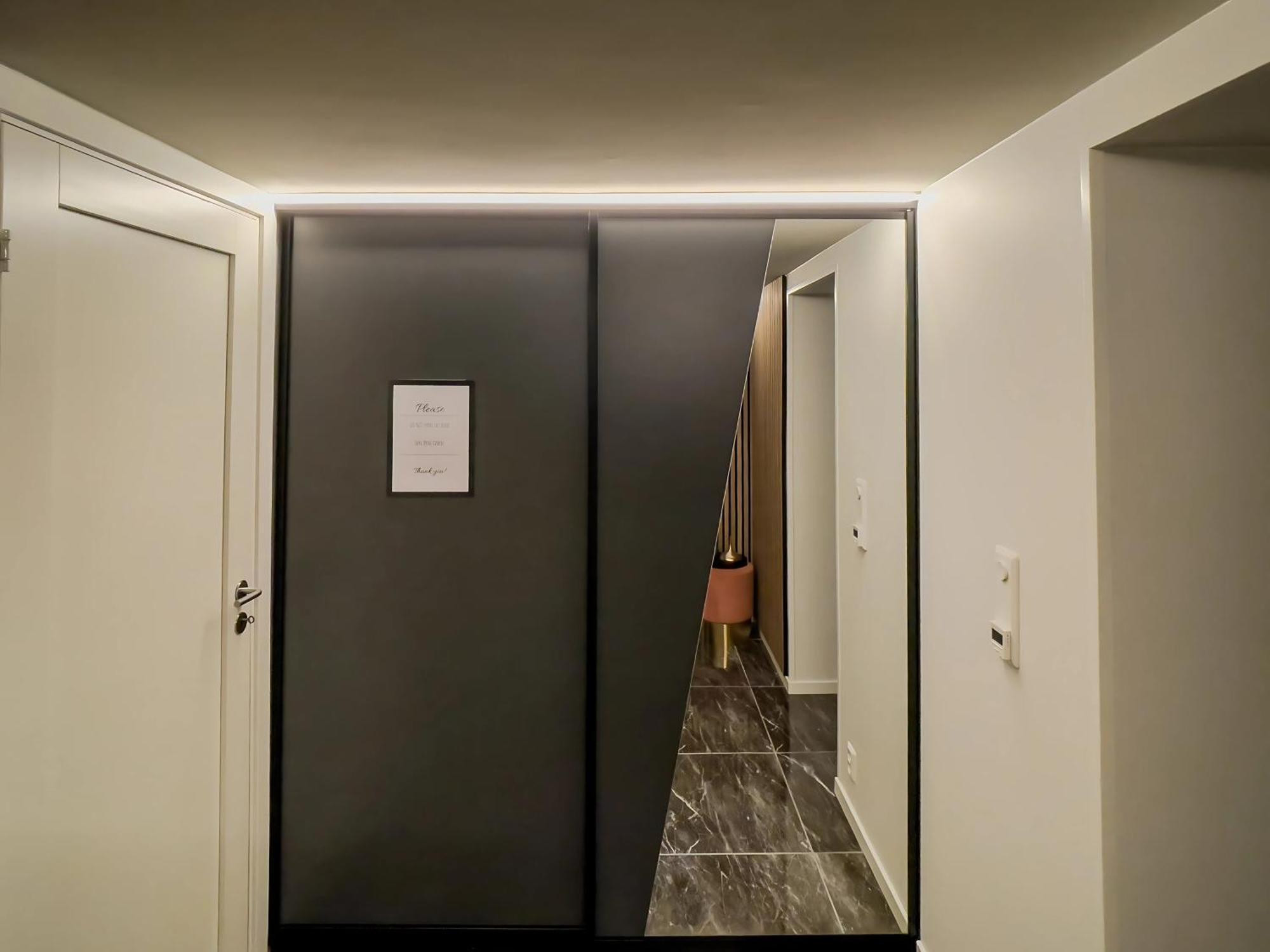 דירות Andalsnes Underground Flat מראה חיצוני תמונה